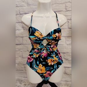 Ambrielle Floral Print Cutout Bathing Suit, Padded  Bra Size S, Msrp$89.00